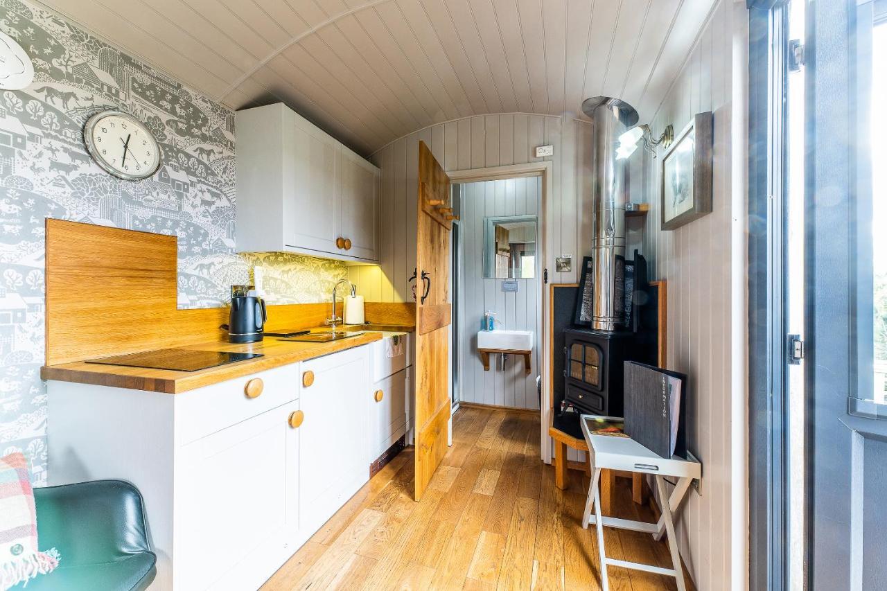 The Little John Petite Cosy Log Cabin - Sleeps 2, Great For Romantic Breaks, Couples, Single Guests, Near Sherwood Forest At Fairview Farm, Nottingham Set In 88 Acres Blidworth Εξωτερικό φωτογραφία